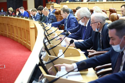 В первом чтении принят закон об освобождении детей-сирот от платы за наем жилого помещения