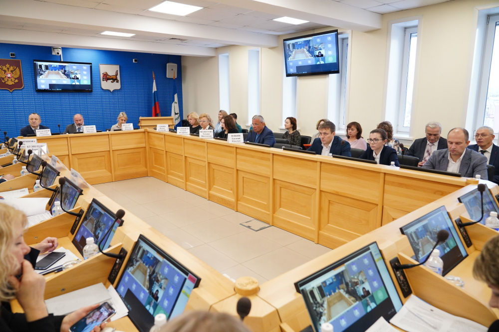 Ряд законодательных инициатив для обеспечения препаратами онкобольных проработают в Законодательном Собрании Иркутской области