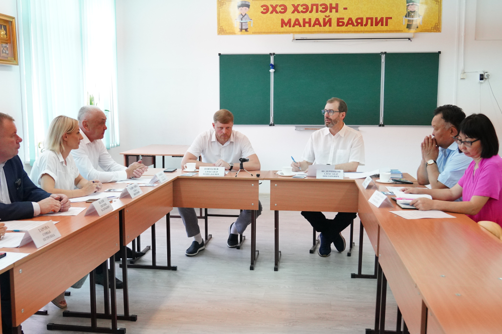 Подготовку учителей бурятского языка обсудили в Боханском педагогическом колледже
