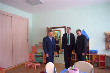 На открытии детсада «Радуга» в Тулуне побывали Геннадий Нестерович и Дмитрий Баймашев 
