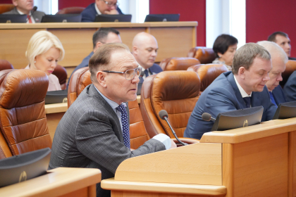 До 2 млн рублей «подъемных» планируют выплачивать медикам в трех городах Иркутской области
