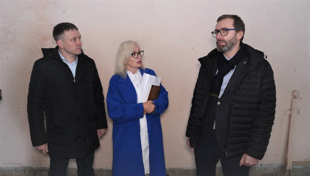 Александр Ведерников: контролировать капремонты в учреждениях здравоохранения должно специализированное учреждение при министерстве