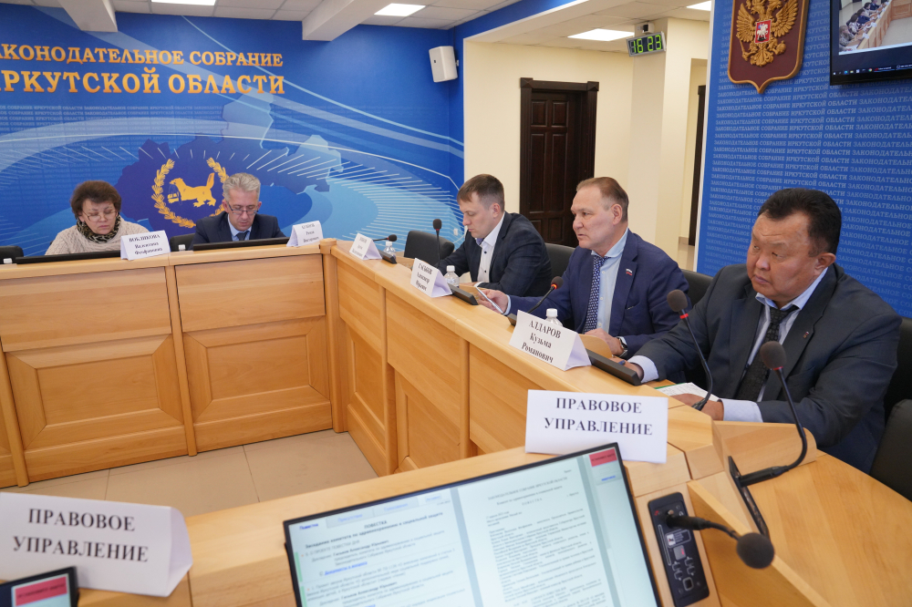Два законопроекта рекомендовал принять в первом чтении комитет по здравоохранению и соцзащите