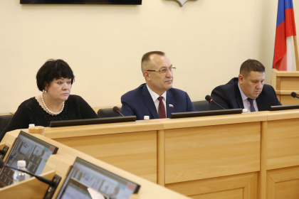 Строительство детской поликлиники в Ленинском округе остается на контроле комитета по собственности и экономической политике