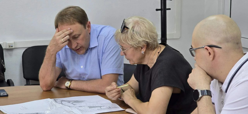 Реализацию инициативных проектов в Правобережном округе Иркутска оценил депутат ЗС Алексей Распутин