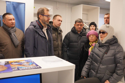 Депутаты Заксобрания во главе с Александром Ведерниковым находятся в рабочей поездке в территориях по вопросу доступности и качества услуг почтовой связи