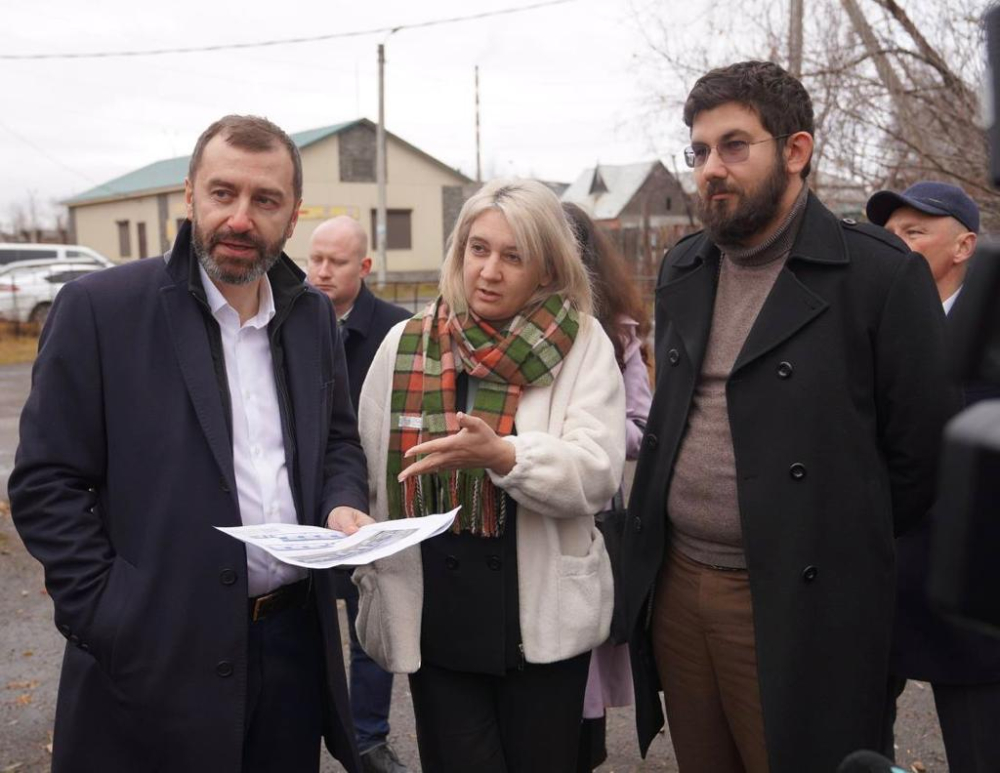Александр Ведерников: работа по контрактам жизненного цикла позволит быстрее строить соцобъекты
