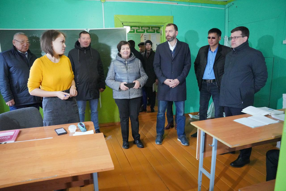 Александр Ведерников: работы по ремонту и благоустройству соцобъектов должны быть синхронизированы   