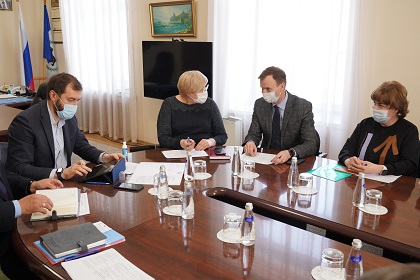 План депутатских часов на 2022 год обсудили на планерке у спикера ЗС