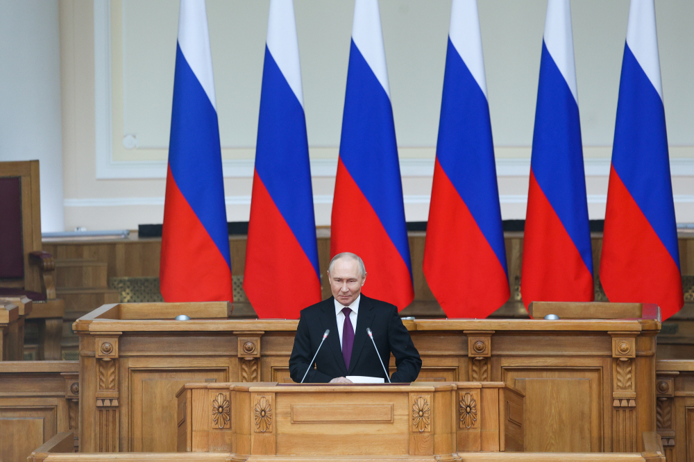Александр Ведерников принял участие во встрече Президента России Владимира Путина с членами Совета законодателей РФ