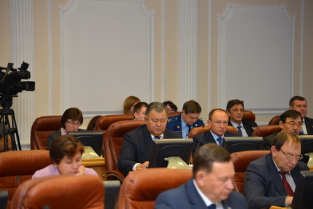 Блок вопросов в сфере государственного строительства принят на 23-й сессии Заксобрания