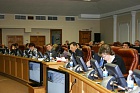 На Правительственном часе обсуждались результаты работы по переходу бюджетников на новую систему оплаты труда