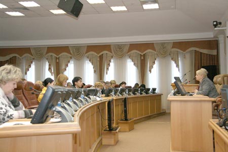 В областном парламенте обсуждали вопросы формирования здорового образа жизни 