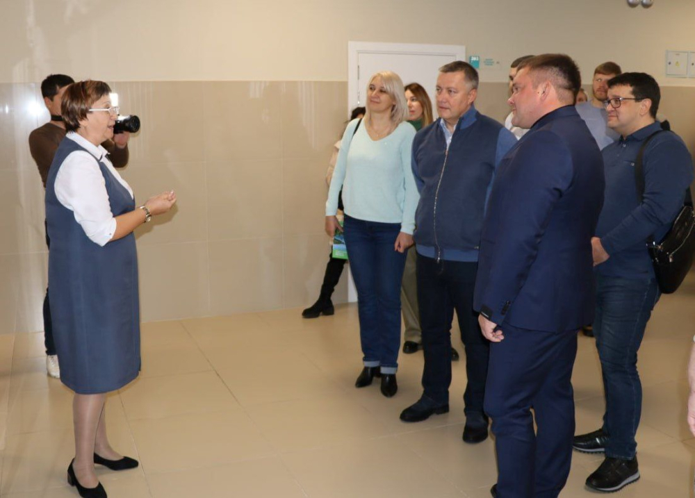 Наталья Дикусарова в рамках рабочей поездки посетила ряд объектов Чунского района