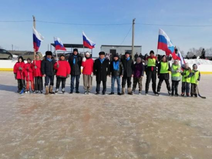 Хоккейный корт открыли в селе Зоны Аларского района