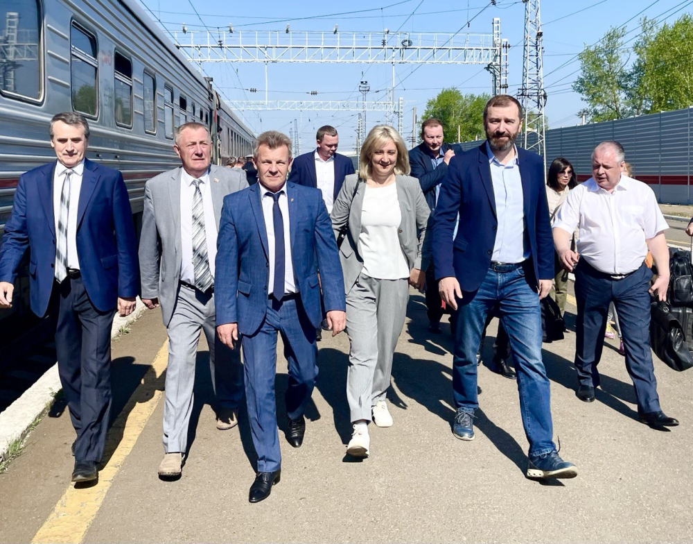 Депутаты ЗакСобрания находятся в рабочей поездке в Тайшете