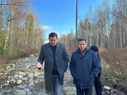 Ремонт дороги Бабха — Утулик организовал депутат ЗС Фёдор Саломатов без привлечения бюджетных средств