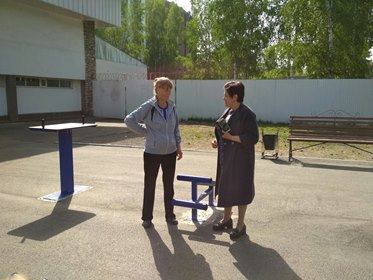 kRm46z2clX8.jpg