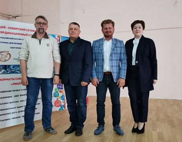 Олег Попов стал первым участником уникального проекта для старшеклассников лицея № 2 Братска